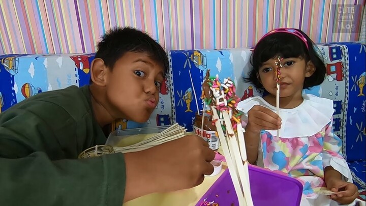 Makan Mie Jepang Buatan Sendiri