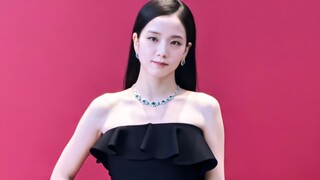 JISOO menghadiri acara Cartier di Thailand