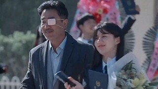 九龙浦真的是超爱喜秀，完全可以说是女儿奴了，全剧从一开始九龙浦就在挨揍，不是在挨揍就是在挨揍的路上，打架还不忘扶对手一把