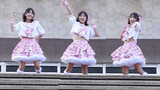 Bạn nữ mang đồ cosplay manga siêu cute nhảy trên nền nhạc Nhật