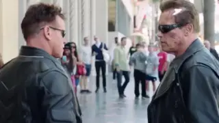 Arnold Schwarzenegger Plays Terminator on the Street