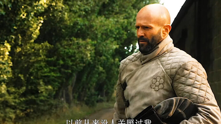 这个地中海男人已经被反派列为绝对不能惹的人，好家伙！惹他他能灭你祖宗十八代#杰森斯坦森新片养蜂人定档#电影养蜂人