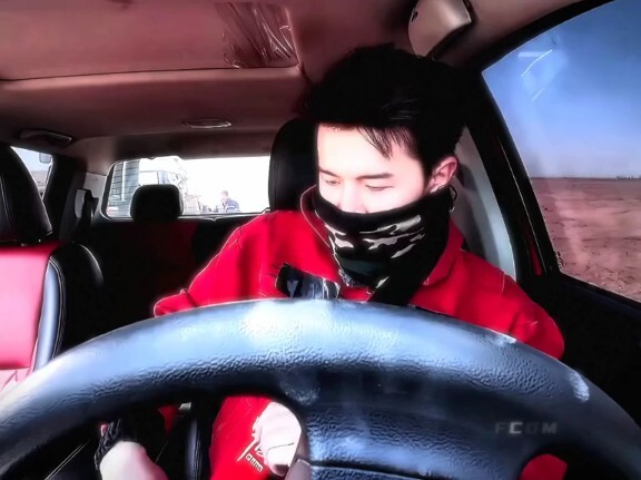 【何浩楠】“浩楠啊，记住我叫浩楠，种地吧里面最帅的那个男的”