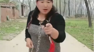 关键词:红色 鞭子 女王 农村