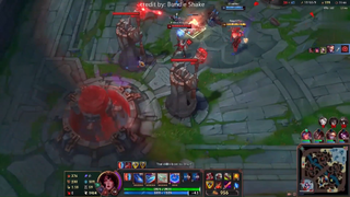 Jayce bắn Q cực ảo bắn đâu trúng đó #game