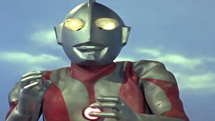 As we all know, the first generation Ultraman could not use rays to fight Zetton, but other Ultraman