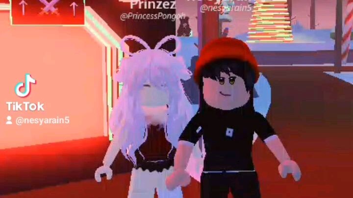 dancing on TTD3 roblox with my cousin