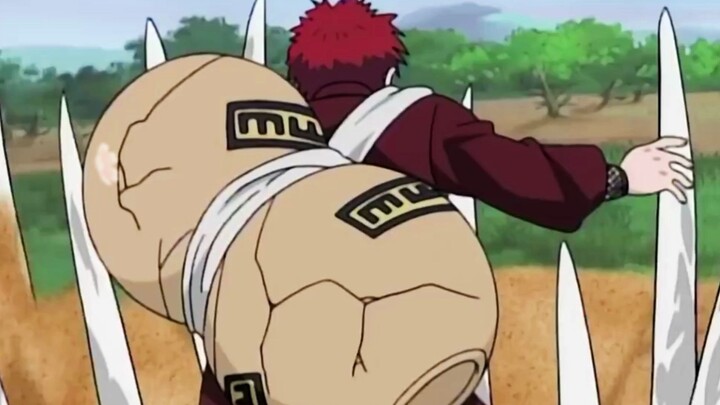 Gaara vs Kimimaro Kimimaro is the man who made Gaara use his ultimate twice in a row