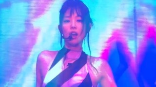 YOU&ME, panggung solo kedua dari konser JENNIE di Hong Kong