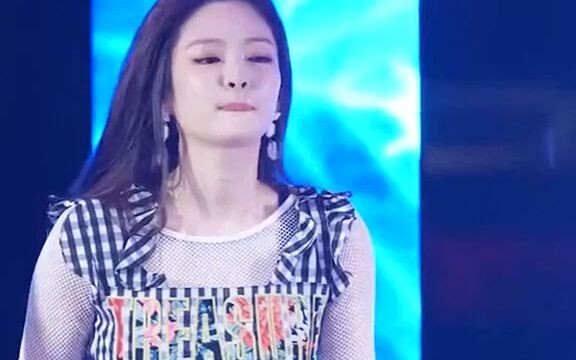 “啊这，像极了大嗓门的你”#blackpink #jennie改编版solo舞台