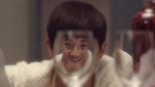 I finally found the source of Choi Woo-sik's funny screenshot, I can't stop laughing