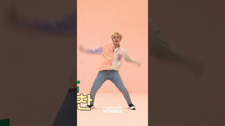 MAIN DANCER🔥 VS OTHER MEMBERS😈 #StrayKids #LEEKNOW #HYUNJIN #FELIX