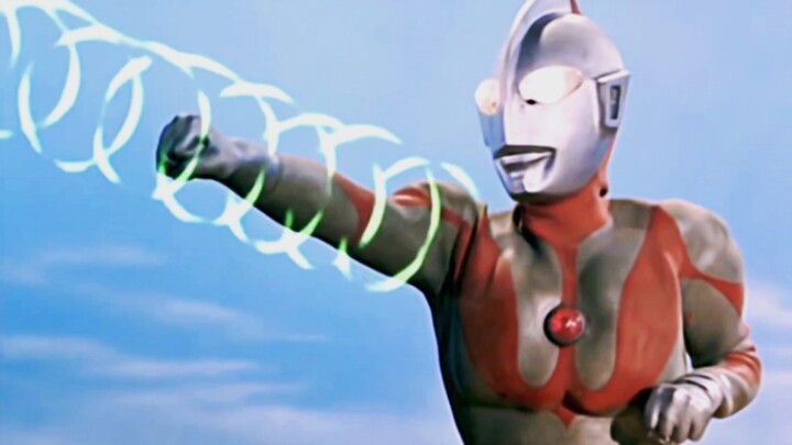 Koleksi Ultraman seri Showa yang menembakkan cahaya dengan satu tangan
