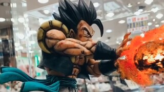 "Dragon Ball: Kekuatan Jurus Spesial"