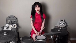 [Musik] Nge-drum sambil pakai Qipao Merah