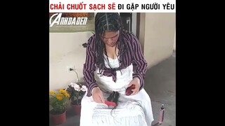 Chải Chuốt Sạch Sẽ Đi Gặp Người Yêu