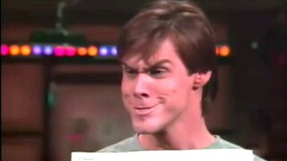 Jim Carrey( phiên bản trẻ tuổi) biến thành xấu xí trong phút chốc