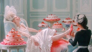 [Movie] "Waktu itu dia masih 19 tahun, tidak tahu harga" - Marie Antoinette