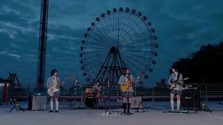 Q.W.E.R - FERRIS WHEEL