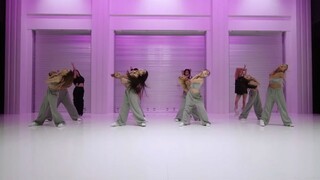 BLACKPINK- SHUTDOWN DANCE PERFORMANCE