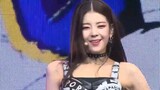 ITZY [WANNA BE] First Time On Stage