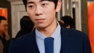[มาใหม่]ขอทานถูกเมียสายเปย์ดูถูกซ้ำๆ...แท้จริงแล้วเขาคือเทพสงครามที่ซ่อนตัวอยู่