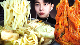 ASMR MUKBANG Sujebi Dumpling คัลกุกซู มุกปัง!! ซุปก๋วยเตี๋ยว (คัลกุกซู) เสียงกินกิมจิรสเผ็ด