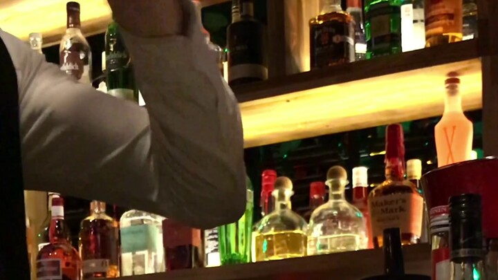 [Tom và Jerry] Cocktail nóng, nghe nói có thể chữa cảm lạnh!