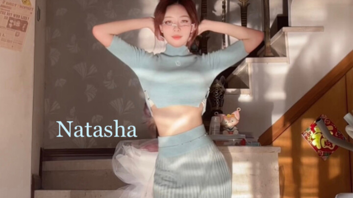 NATASHA ช่างเป็นนักออกแบบท่าเต้นที่สวยงามจริงๆ