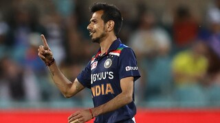 Super-sub Chahal delivers vital spell to earn player-of-the-match honours | Dettol T20I Series 2020