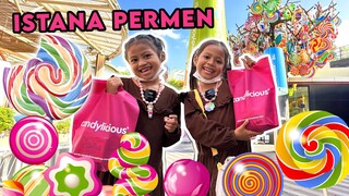 WOW KITA PERGI KE ISTANA PERMEN COKELAT!! ENAK BANGET BISA MAKAN PERMEN COKELAT SEPUASNYA!!