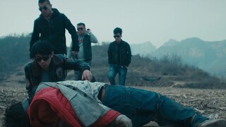In order to save his daughter, the poor father kidnapped the daughter of the mine owner, and 200,000