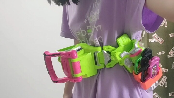 It turns out that I am Kamen Rider Stupid Rider•᷄ࡇ•᷅ (My first belt) (Don’t laugh at me˃ʍ˂)