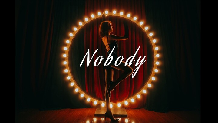 [Vertical version] Let me see whose DNA is moving? Classic cover of Nobody~