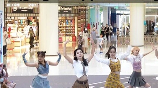 【Who dances to the song】The whole National Day holiday was healed by this smile! 丨 Shenzhen Station 
