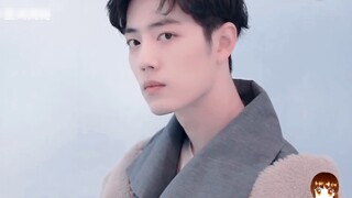 [Xiao Zhan] Xiao Zhan melihat ke belakang dengan tampilan yang membuat jantung berdebar-debar yang a