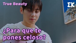 [#TrueBeauty] ¿Para que te pones celoso? | #EntretenimientoKoreano