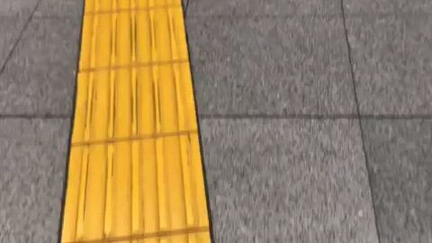 suasana stasiun di tokyo
