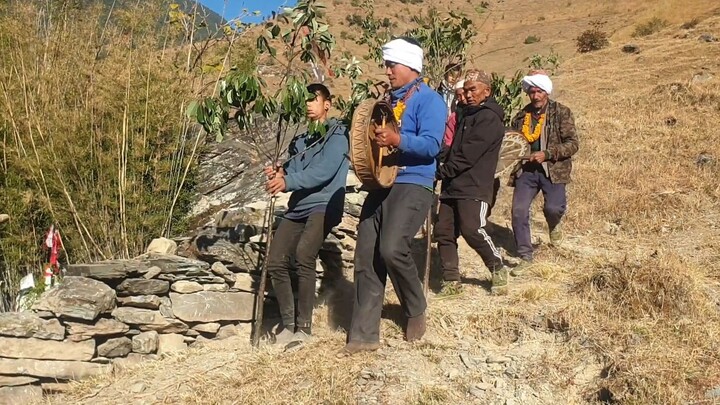 shaman | shamanism | nepal | jhakri |