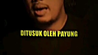 tau GK sih Lo kalau ada wanita yang meninggal di tusuk oleh payung 🗿