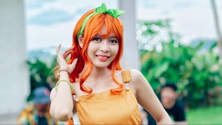 Nami One Piece nyanyi lagu First love- Utada Hikaru ( live perfomance)