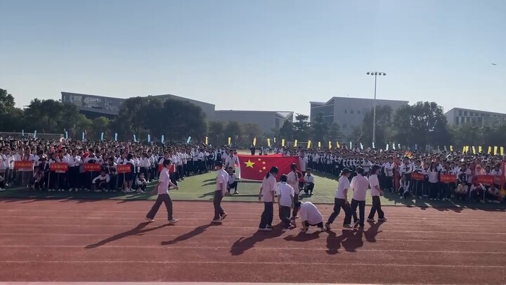 The fireworks at the opening ceremony of the school sports meet were so exciting...