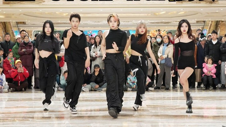 [Chengdu BZ Limited Group Performance] EZ-Jvcki Wai (Street Girl 2) (Kpop in public Chengdu BZ Roads