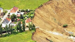 Most EXTREME Landslides & Avalanches Caught On Camera