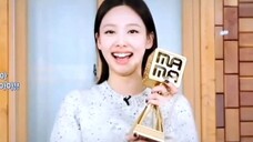 实至名归！TWICE林娜琏2022MAMA最佳女SOLO！