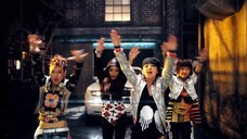 2NE1 FIRE MV Street Version