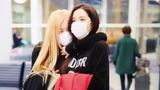 ROSÉ Là Em Gái Yêu Quý Của Jisoo