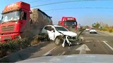 Insane Car Crash Compilation 2023: Ultimate Idiots in Cars Caught on Camera #51