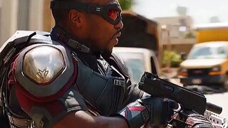 [Marvel] Tas Falcon Sungguh Serba Guna!