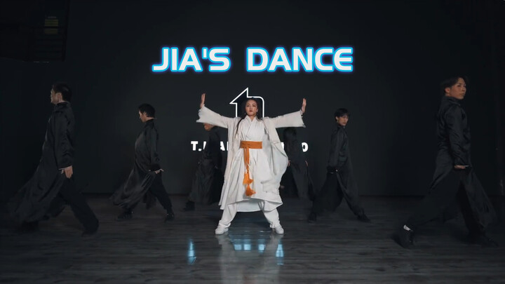  JIA'S DANCE tarian bergaya pendekar bela diri di dance studio